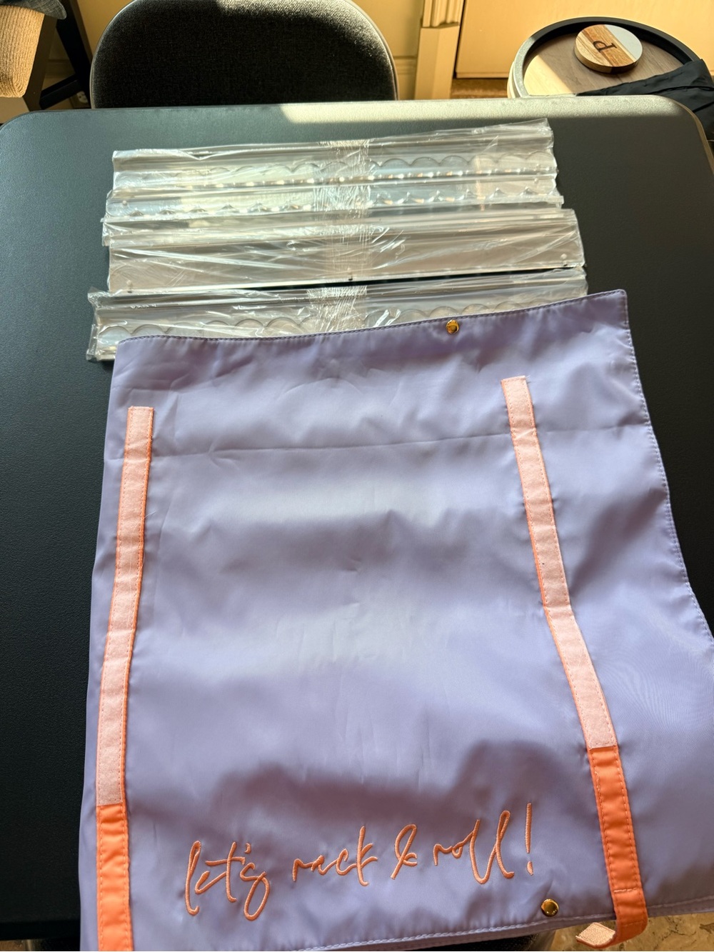 Mahjong NWT Clear Scalloped Magnetic Racks & Pushers. 20” Rack/Roll bag included